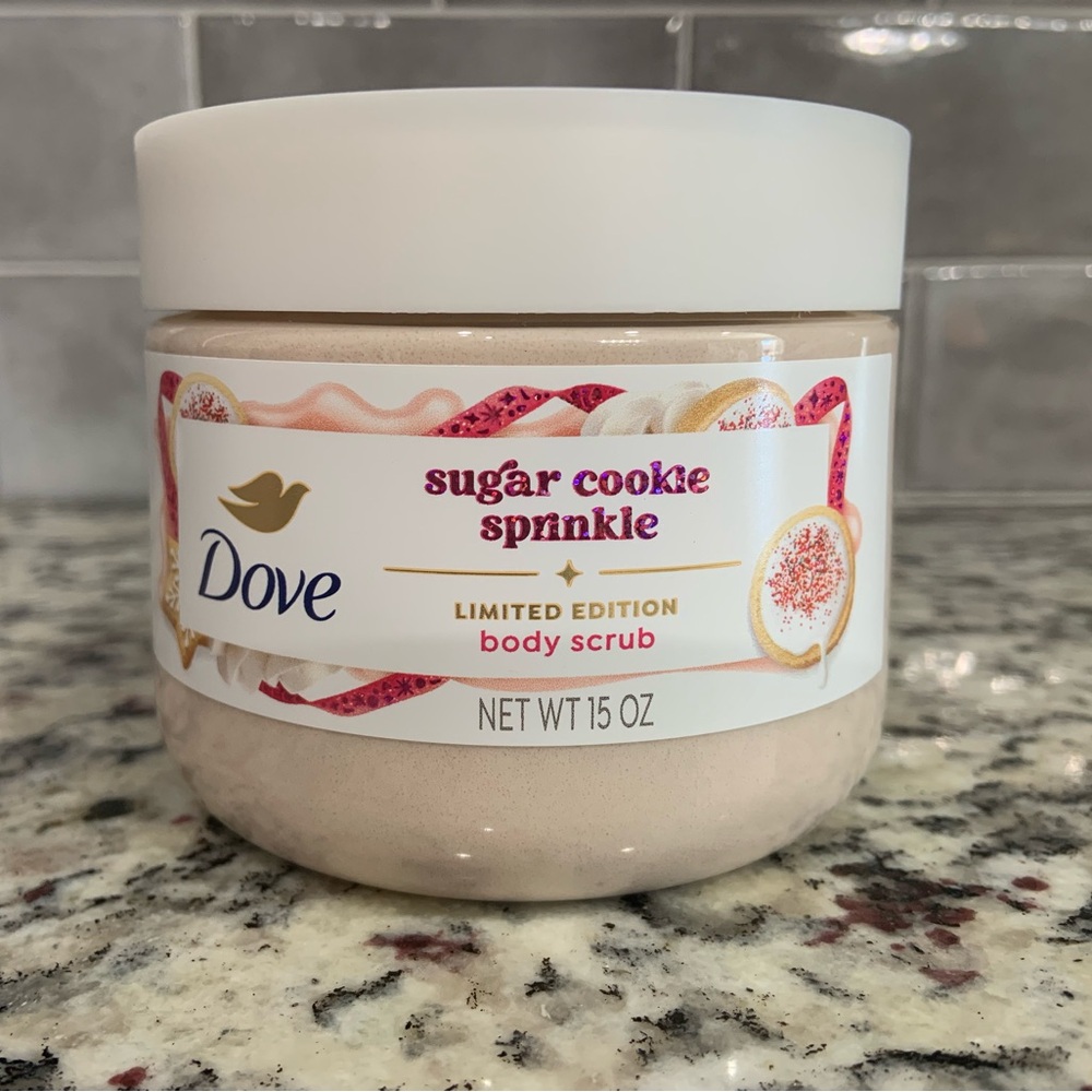 Dove Limited Edition Sugar Cookie Sprinkle Body Scrub- BNWT
